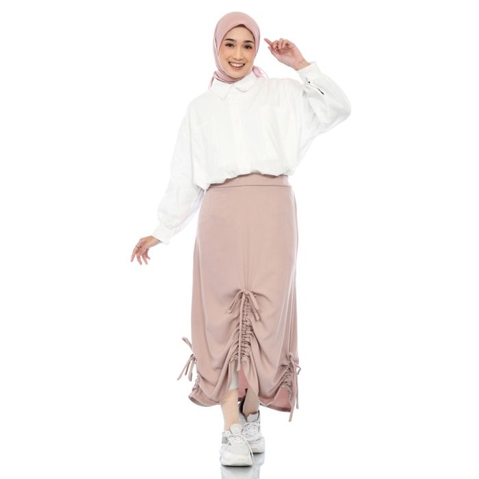 Tren Rok Panjang Hijab untuk Lebaran 2024 Harga Mulai Rp70 Ribuan - Stylo