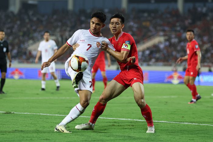 Aksi Marselino Ferdinan di laga Timnas Indonesia vs Vietnam pada laga keempat Grup F Putaran Kedua Kualifikasi Piala Dunia 2026 Zona Asia di Stadion My Dinh, Hanoi, pada Selasa (26/3/2024).