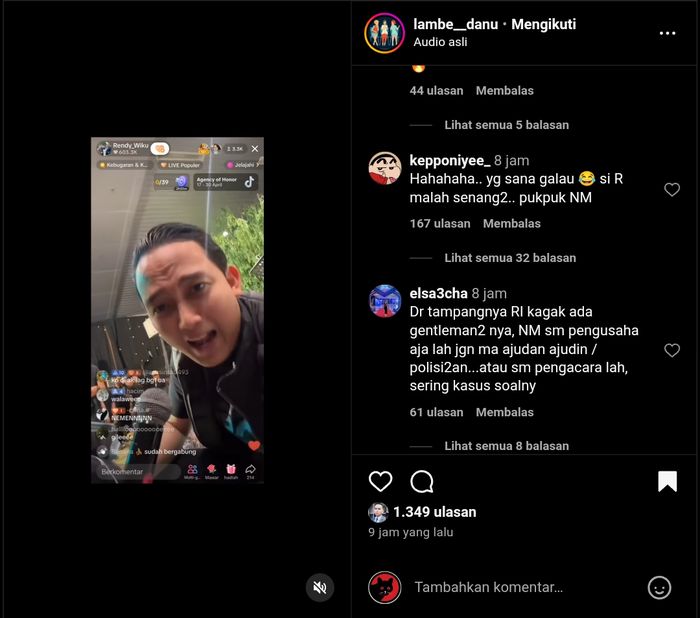 Rizky Irmansyah asik karaoke