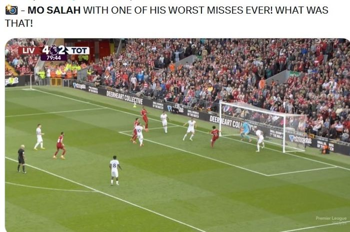 Momen Mohamed Salah gagal mencetak gol gampang di depan gawang Spurs.