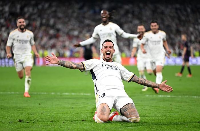 Joselu mencetak gol kemenangan Real Madrid atas Bayern Muenchen pada babak semifinal Liga Champions 2023-2024 di Stadion Santiago Bernabeu, Rabu (8/5/2024).
