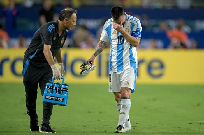 Lionel Messi mengalami cedera saat Argentina mengalahkan Kolombia pada final Copa America 2024.