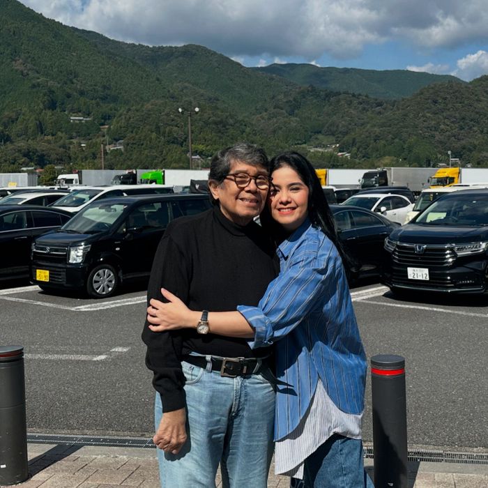 Annisa Pohan dan sang ayah