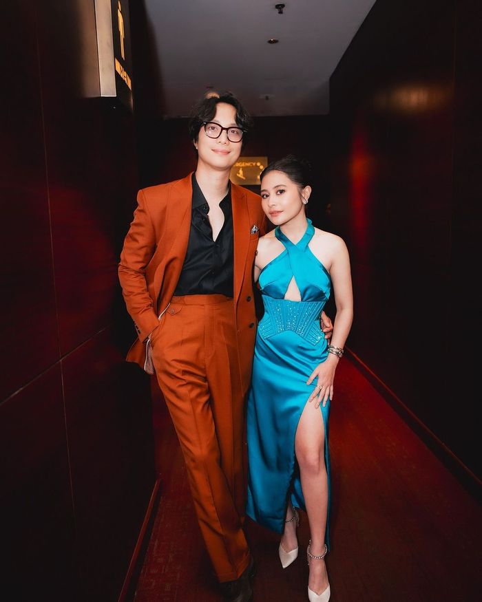 Prilly Latuconsina dan Dikta di gala premiere film Bolehkah Sekali Saja Kumenangis.