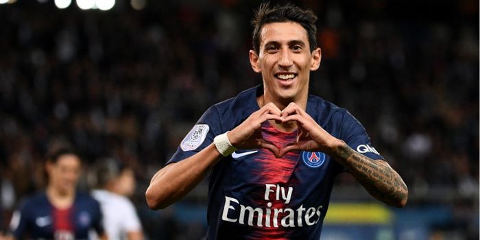  Pemain Paris Saint-Germain, Angel Di Maria melakukan selebrasi setelah mencetak gol ke gawang Saint