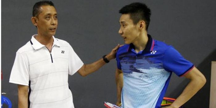  Lee Chong Wei (kanan) dan Misbun Sidek (kiri).  