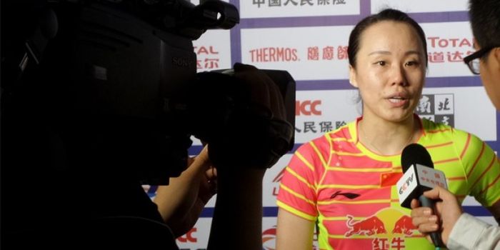  Pemain ganda putri China, Zhao Yunlei, usai kalah 21-16, 17-21, 23-25 dari pasangan Korea Selatan, 
