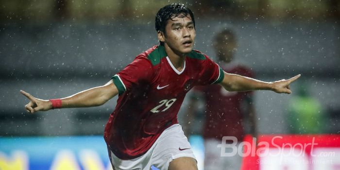 Selebrasi Septian David  dalam laga persahabatan melawan Suriah di Stadion Wibawa Mukti, Cikarang, K