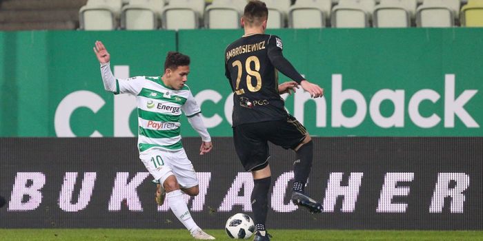 Egy Maulana Vikri saat melakoni debut resmi bersama Lechia Gdansk di Liga Polandia, Sabtu (22/12/201