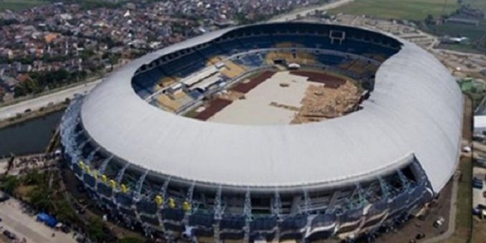 Persib Bandung akan membangun camp latihan di kawasan Stadion Gelora Bandung Lautan Api (GBLA).