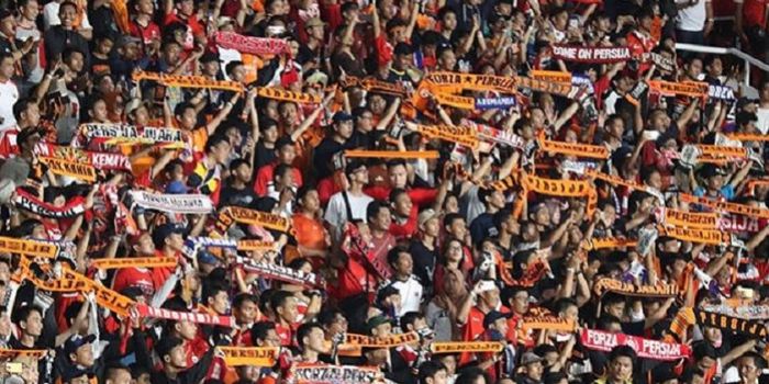            The Jakmania pada Laga Persija vs Arema FC, Sabtu (31/3/2018) di Stadion Utama Gelora Bun