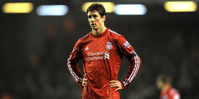 Ekspresi striker Liverpool FC, Fernando Torres, dalam pertandingan Liga Inggris 2010-2011 menghadapi
