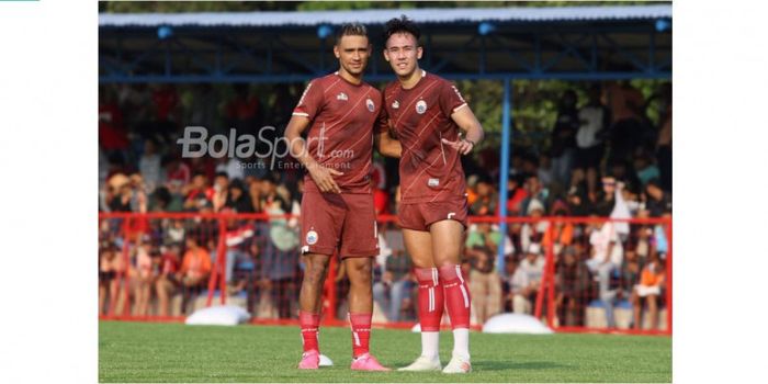  Ryuji Utomo dan Bruno Oliveira de Matos alias Bruno Matos dalam latihan Persija Jakarta di Lapangan