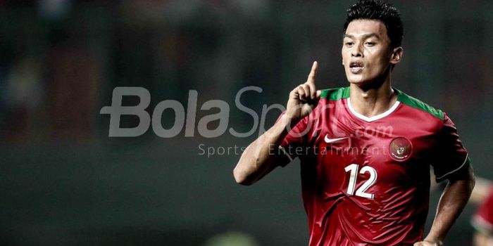  Penyerang Timnas Indonesia, Lerby Eliandry, menjadi pemain lokal termuda yang bisa menembus daftar 10 besar top scorer Liga 1.