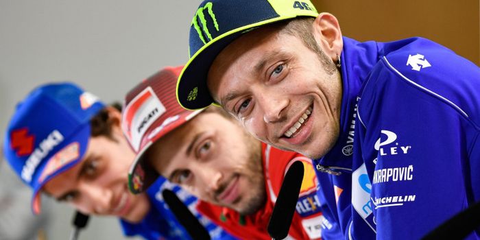 Alex Rins, Andrea Dovizioso, dan Valentino Rossi saat sesi jumpa pers jelang MotoGP Jerman 2018.