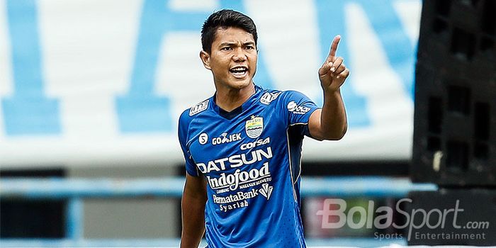 Pemain belakang Persib Bandung, Achmad Jufriyanto, saat tampil melawan Sriwijaya FC dalam laga pembuka