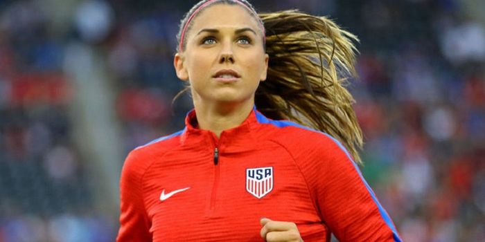 Video 5 Gol Spektakuler Alex Morgan, Pemain Bola Terbaik Wanita yang Catat Rekor Piala Dunia!