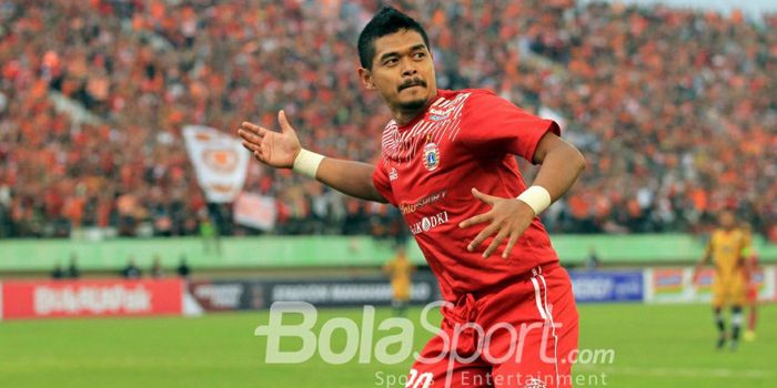                      Selebrasi Bambang Pamungkas ketika mencetak gol ketiga untuk Persija Jakarta ke