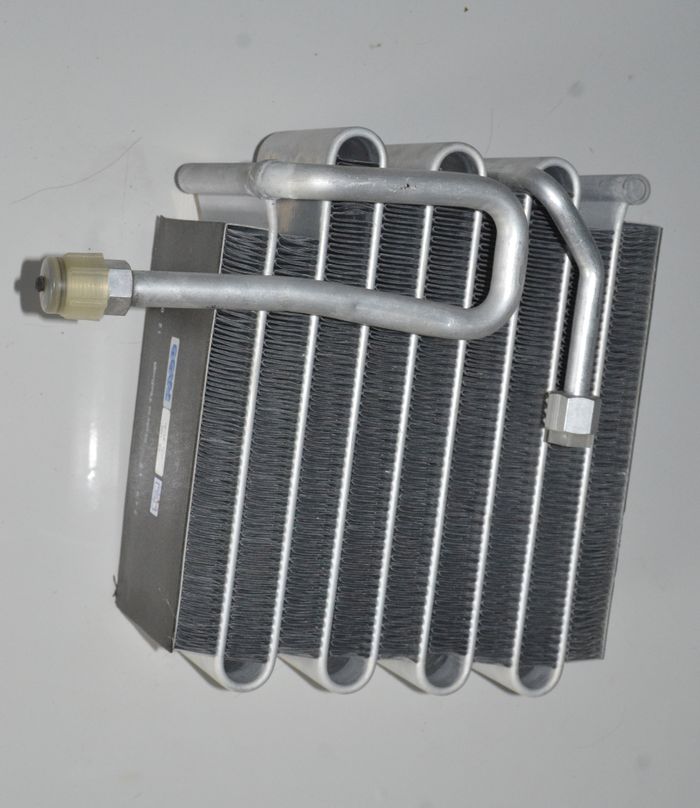 Evaporator AC mobil. Inilah sarang bakteri dan penyakit yang akan menginfeksi penumpang mobil.
