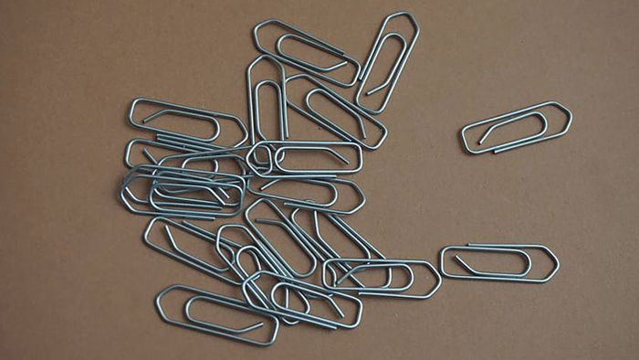 5 Benda Sehari Hari Pengganti Sim Ejector Untuk Iphone Ipad Semua Halaman Makemac