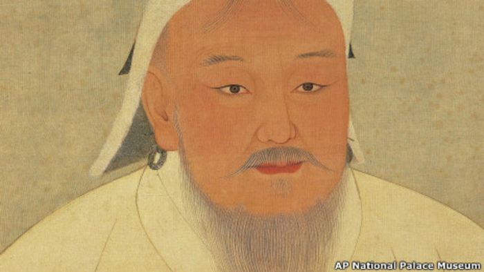 Genghis Khan adalah pendiri kekaisaran Mongolia.