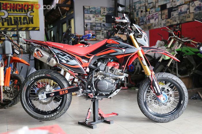 Honda CRF150L Jadi Supermoto 200cc, Teromol dan Disc Brake 