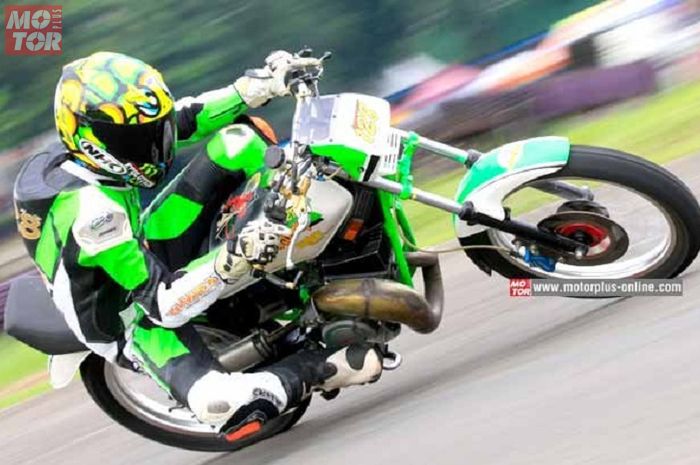 Cara Korek Yamaha Rx King Makin Raja Di Lintasan Road Race Enggak Mahal Loh Motorplus Online Com