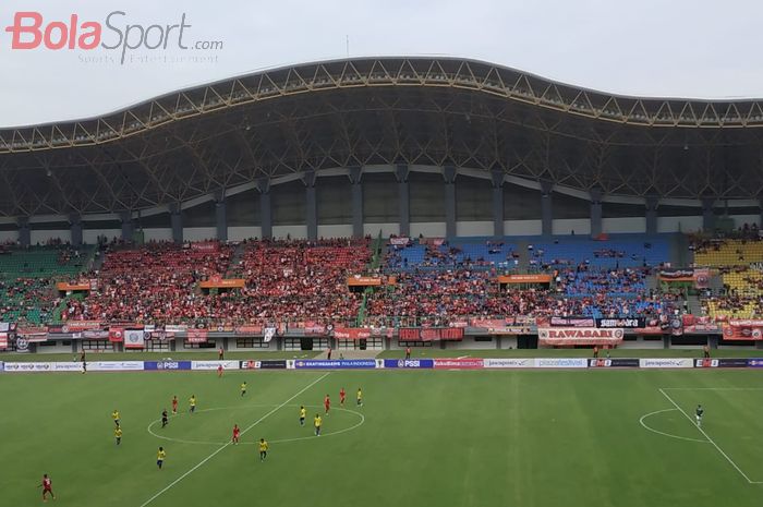 Suasana laga Persija vs 757 Kepri Jaya pada Piala Indonesia 2018 di Stadion Patriot, 23 Januari 2019