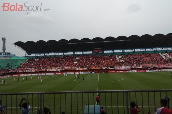  Laga antara Persija Jakarta Vs Madura United pada laga kedua Grup D Piala Presiden 2019, Jumat (8/3/2019).