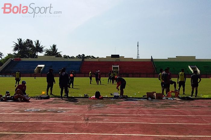 Suasana latihan PSIS Semarang di Stadion Gemilang, Magelang, jelang laga terakhir Grup C Piala Presiden 2019, Selasa (12/3/2019).