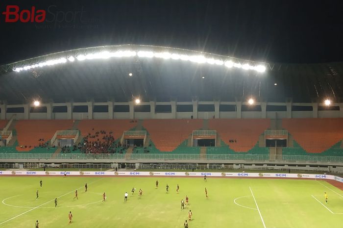 Suasana pertandingan Tira Persikabo kontra PSM Makassar, di Stadion Pakansari, Kabupaten Bogor, Rabu (29/5/2019).