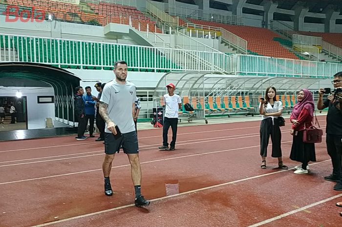 Simon McMenemy pada pemusatan latihan timnas Indonesia di Stadion Pakansari, Kabupaten Bogor, Kamis (22/8/2019).