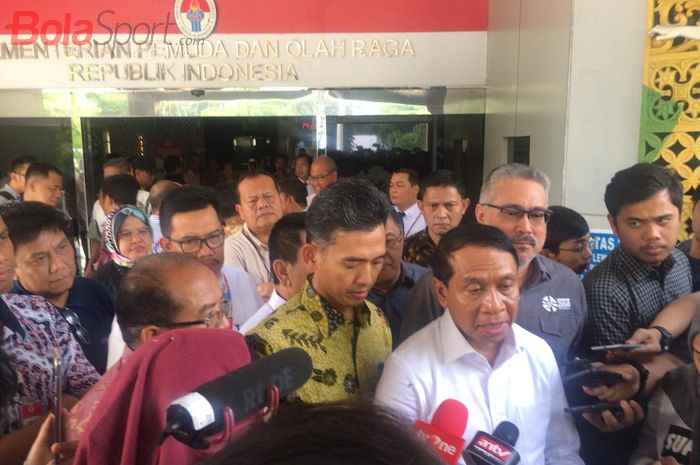 Menteri Pemuda dan Olahraga (Menpora), Zainudin Amali, tiba di Kantor Kemenpora, Senayan, Jakarta Pusat, Rabu (23/10/2019).