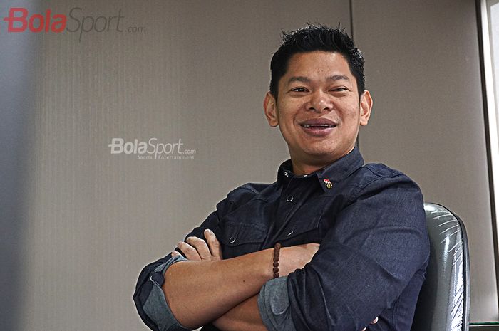 Ketua Komite Olimpiade Indonesia, Radja Sapta Oktohari, memberikan komentar kepada tim Bolasport.com terkait penyelenggaraan Olimpiade , Jakarta, (17/2/2020) 