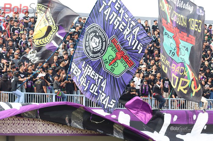 Para pendukung Persita Tanggerang, Laskar Benteng Viola