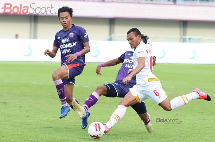 Gara Gara Satu Hal Bek Persib Ini Langsung Idolai Ferdinand Sinaga Bolasport Com
