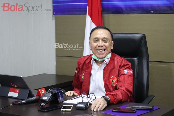 Ketua Umum PSSI, Mochamad Iriawan, memberikan keterangan dalam konferesi pers soal beberapa regulasi Liga 1 2020