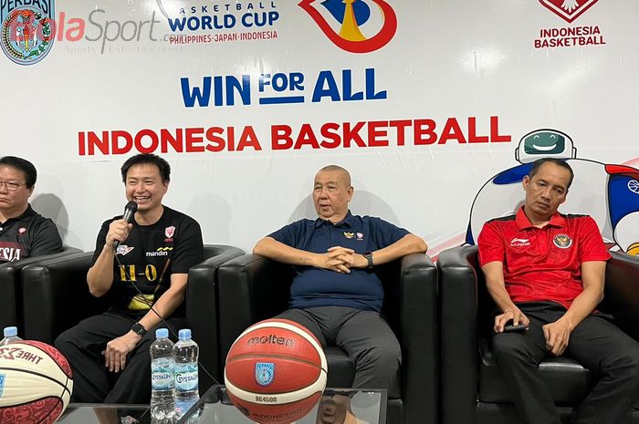 Konferensi Pers PP Perbasi terkait keberhasilan Timnas Bolabasket Putri Indonesia, yang diselenggarakan di GBK Arena, Senayan, kawasan Jakarta Selatan, Senin (19/8/2023).