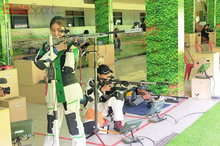 Suasana latihan Atlet Timnas Menembak Indonesia menuju Asian Games 2022, di Lapagan Tembak PERBAKIN, Senayan, kawasan Jakarta Selatan, Senin (11/9/2023).