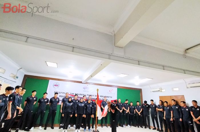 Suasana Pelepasan Tim Nasional Bolavoli Putra Indonesia dan Voli Pantai yang diselenggarakan di Padepokan Voli Jendral Kunarto, Sentul, Bogor, Kamis (14/9/2023).