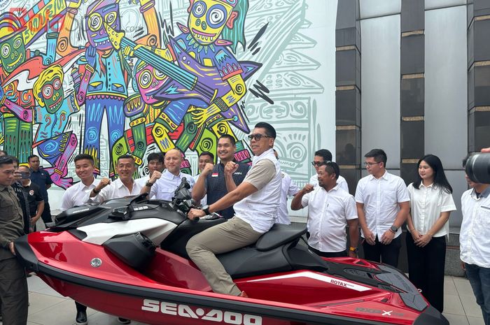 Persiapkan Atlet Jetski untuk Kejuaraan Dunia, Menpora Resmikan Aquabike Indonesian Championship 2024-2025 Piala Menpora - Semua Halaman - Bolasport | Arenanews-1