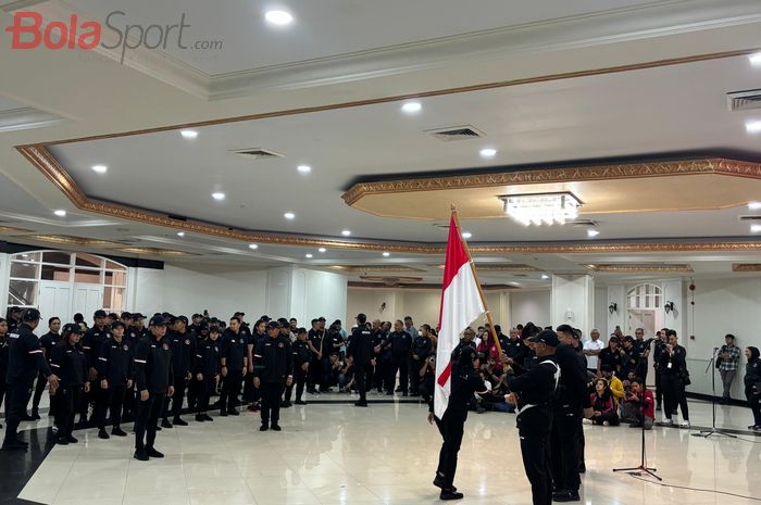 Suasana Pengukuhan Kontingen Indonesia untuk Olimpiade Paris 2024 oleh Menpora Dito Ariotedjo, yang diselenggarakan di Auditorium Wisma Kemenpora, Jakarta, Rabu (10/7/2024).