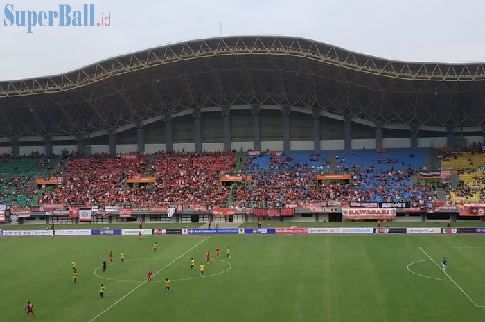 Suasana laga Persija vs 757 Kepri Jaya pada Piala Indonesia 2018 di Stadion Patriot, 23 Januari 2019