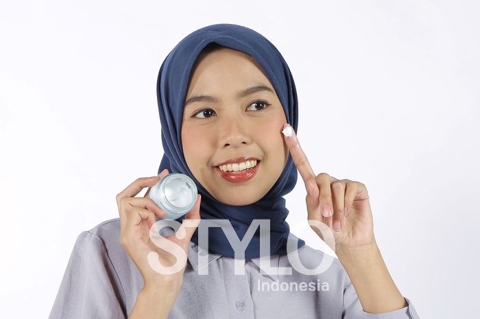 5 Rekomendasi Moisturizer untuk Memutihkan Wajah yang Aman, Sudah BPOM