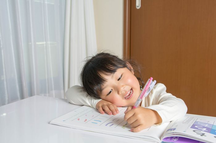 Unik, Tapi Tahukah Moms Anak Kidal itu Lebih Pintar? Ini ...