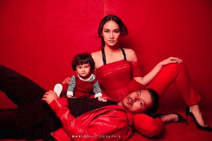 540 Gambar Romantis Keluarga Kecil HD Terbaik