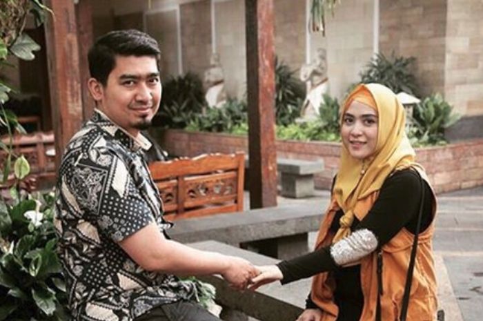 Divonis Sulit Punya Anak, April Jasmine Minta Ustaz Solmed Menikah Lagi: Jika Harus Menikah dengan Orang Lain