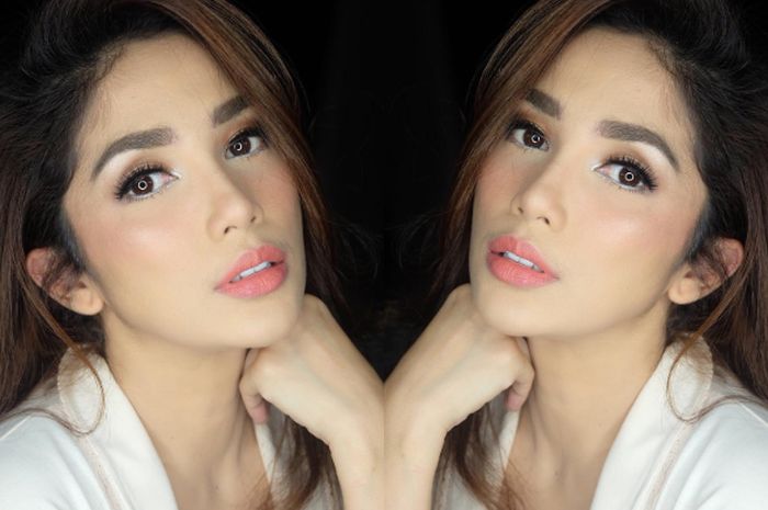 intip-penampilan-ussy-sulistiawaty-dalam-balutan-tulle-dress-cantik