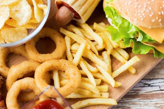Cara Mengatasi Kebiasaan Konsumsi Makanan Cepat Saji - Blogicakicak