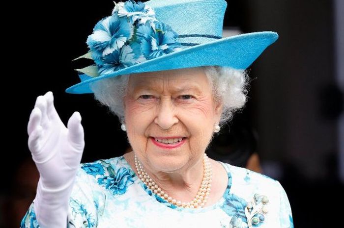 Sebagai Pemimpin Kerajaan Inggris, Ratu Elizabeth II Punya Bendera